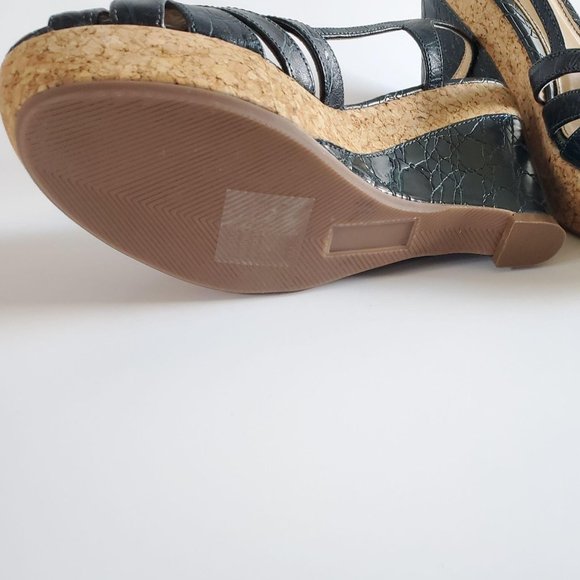 Bandolino Women's Wedge Sandals Teal Sz 6.5 - Picture 12 of 12